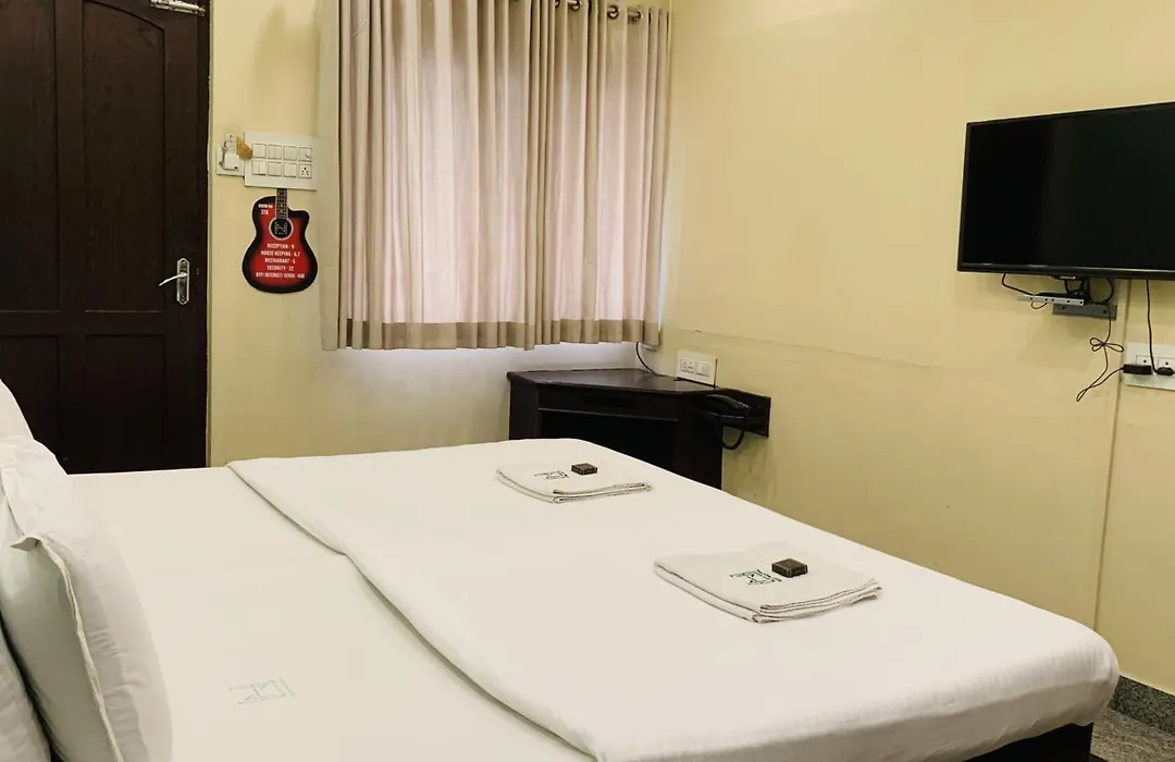 Hotel National Tourist Home-1