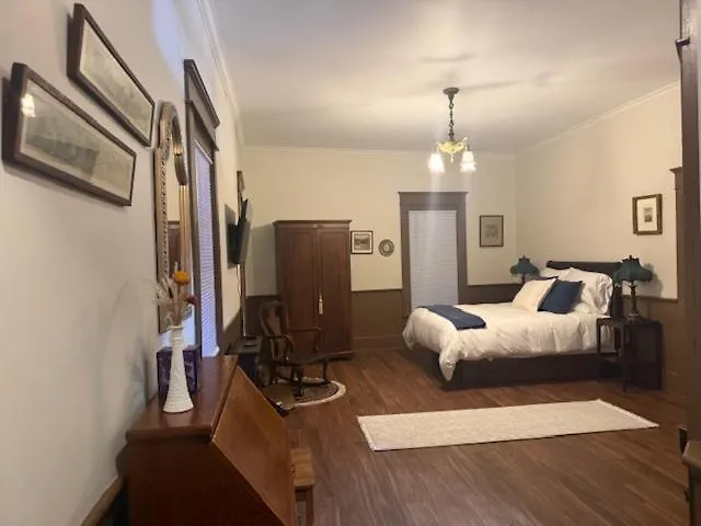 Hotel Ivanhoe-1