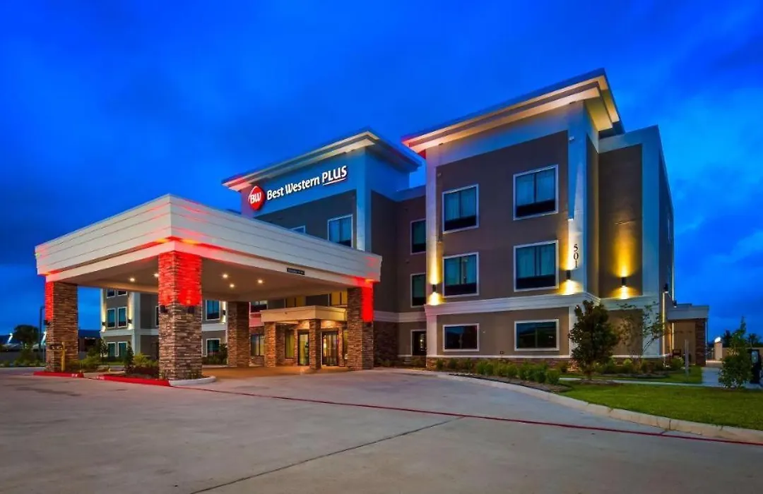 Best Western Plus Bay City Inn & Suites-1