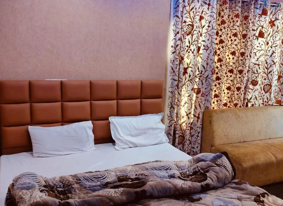 Hotel Taimoor-1