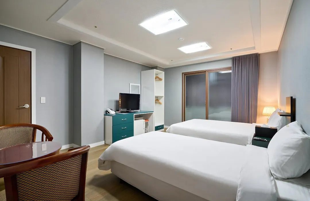Yeongdeungpo Vip Hotel-1