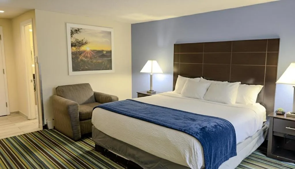 Beacon Inn & Suites-1