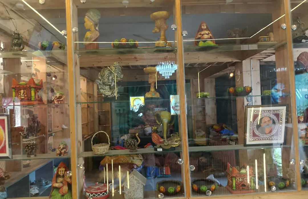Hotel Digvijay-1