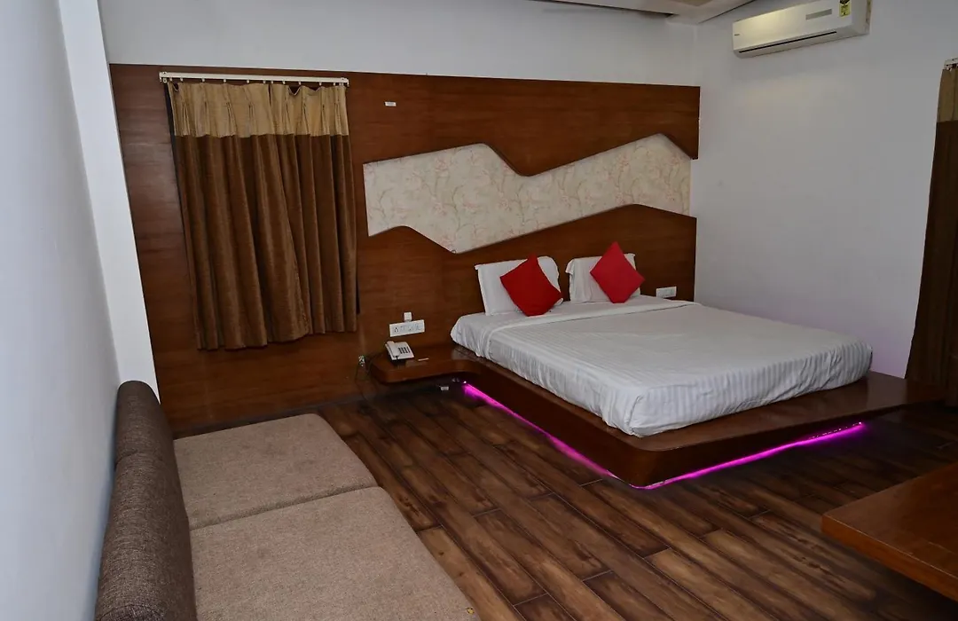 Sri Shivam Hotel-1