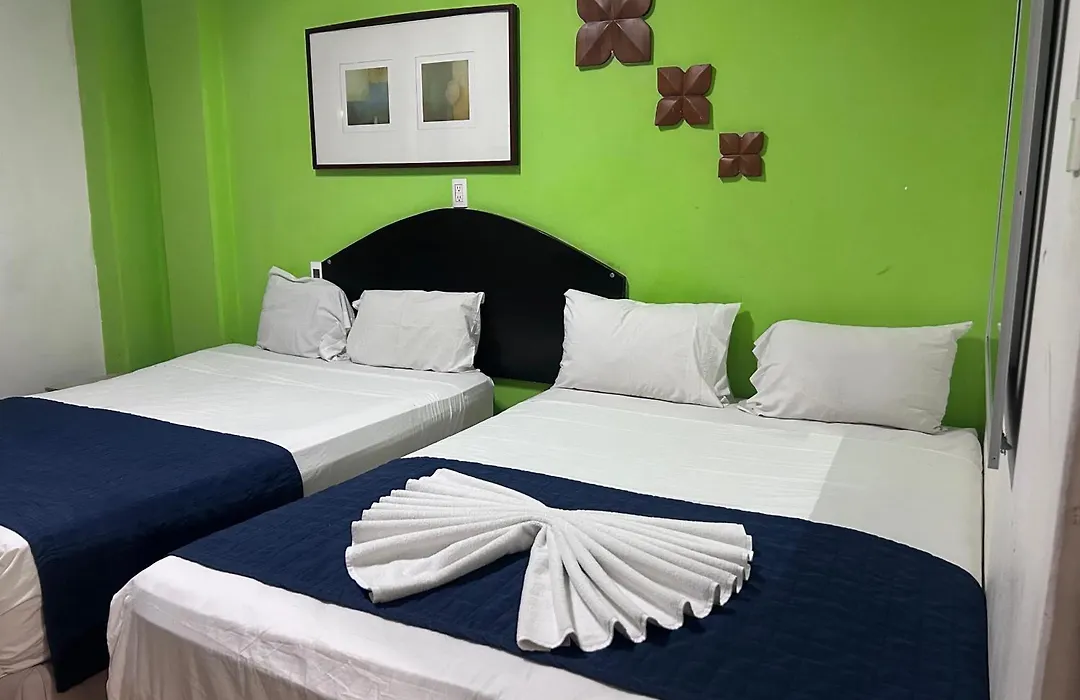 Hotel puerta de mar-1