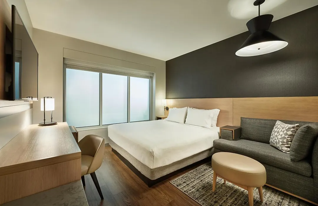 Hyatt Place Vancouver/Metrotown-1