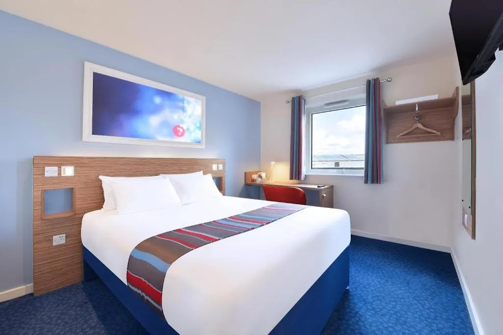 Travelodge Derby Cricket Ground-1