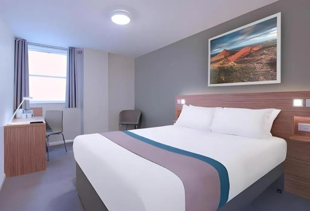 Travelodge London Kingston Upon Thames-1