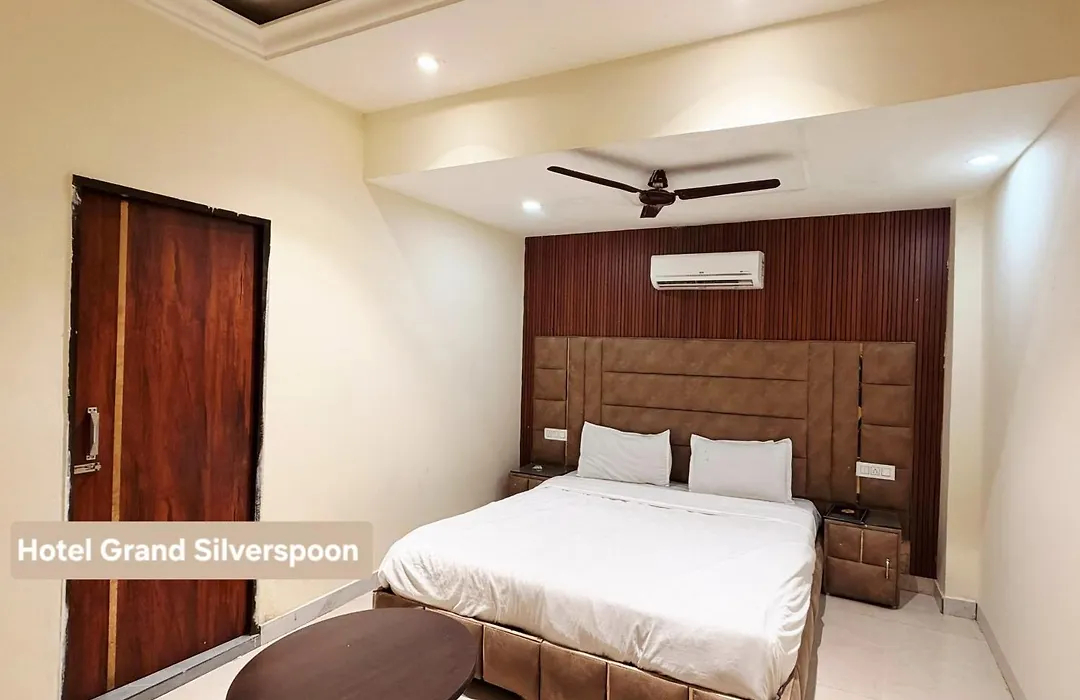 Hotel Grand Silverspoon-1