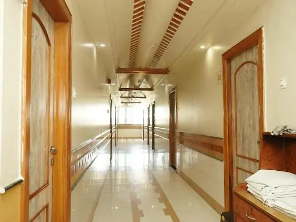 Hotel Sapphire Inn-1
