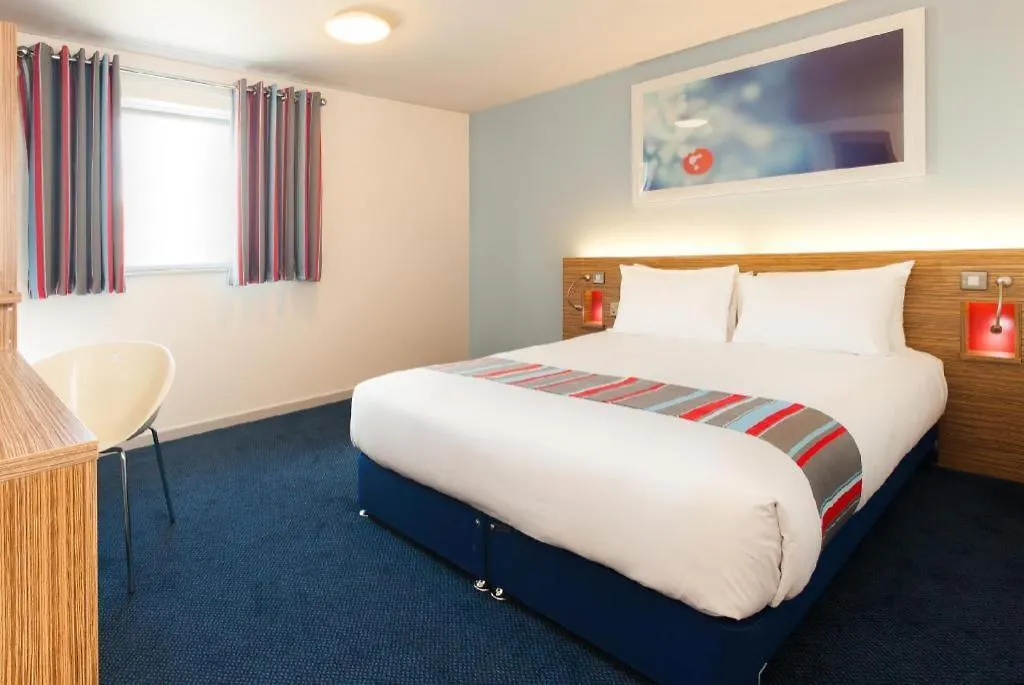 Travelodge Liverpool Central Exchange Street-1