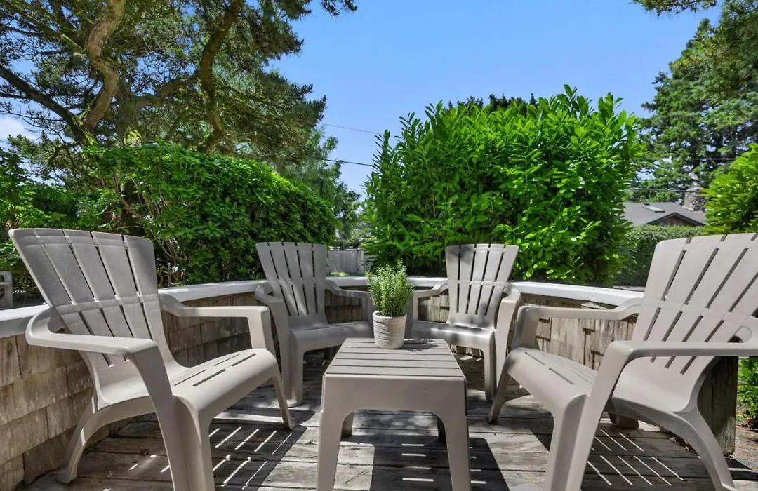 Beaches Inn Townhomes-1