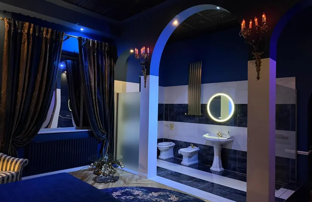 Secret Labelle Epoque Hideaway-1
