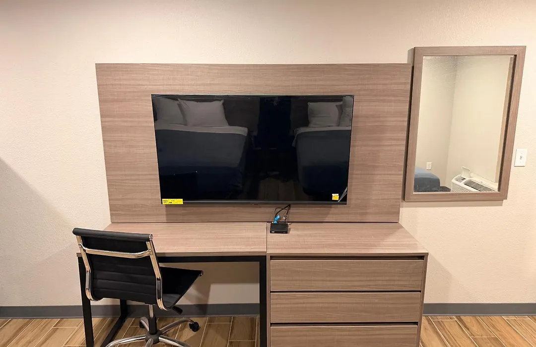 Economy Suites Fort Smith-1
