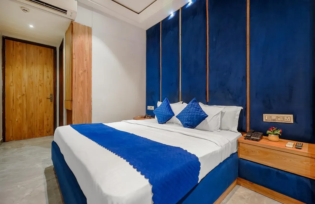 Hotel Kashmir Inn Just 2 Min Walk From Golden Temple-1