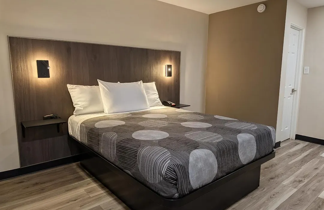 Star Inn & Suites-1