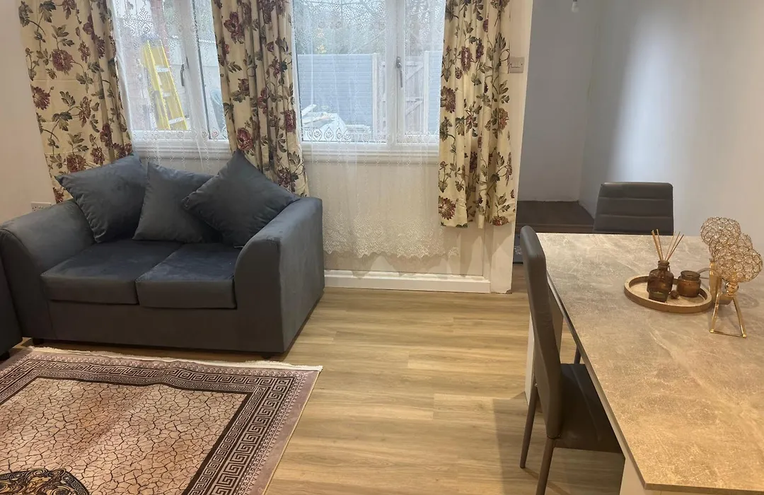 Bowood Road-1