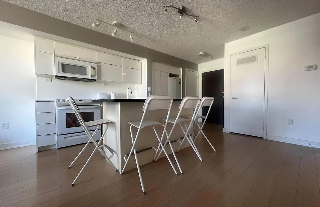 Dan Leckie Suites-1