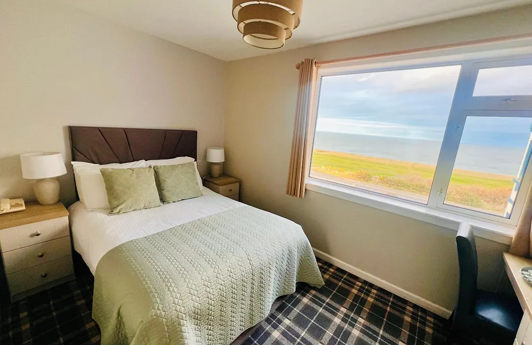 Cullen Bay Hotel-1