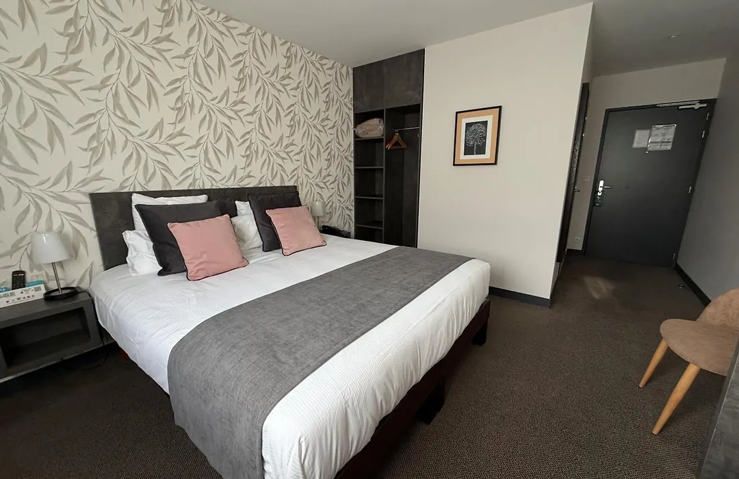 Logis Hotel Arcadia-1