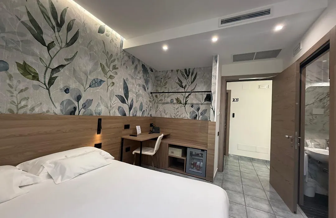 Hotel Maiuri Pompei-1