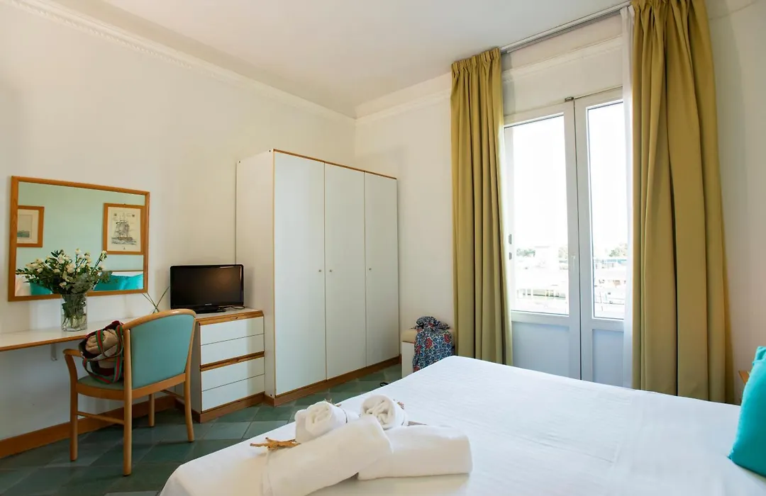 Hotel L'Approdo-1