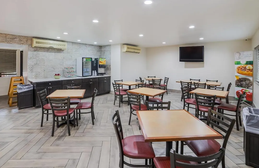 Quality Inn & Suites Goodyear - Phoenix West-1