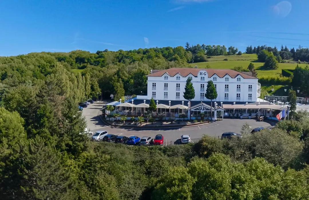 Hotel Du Golf-1