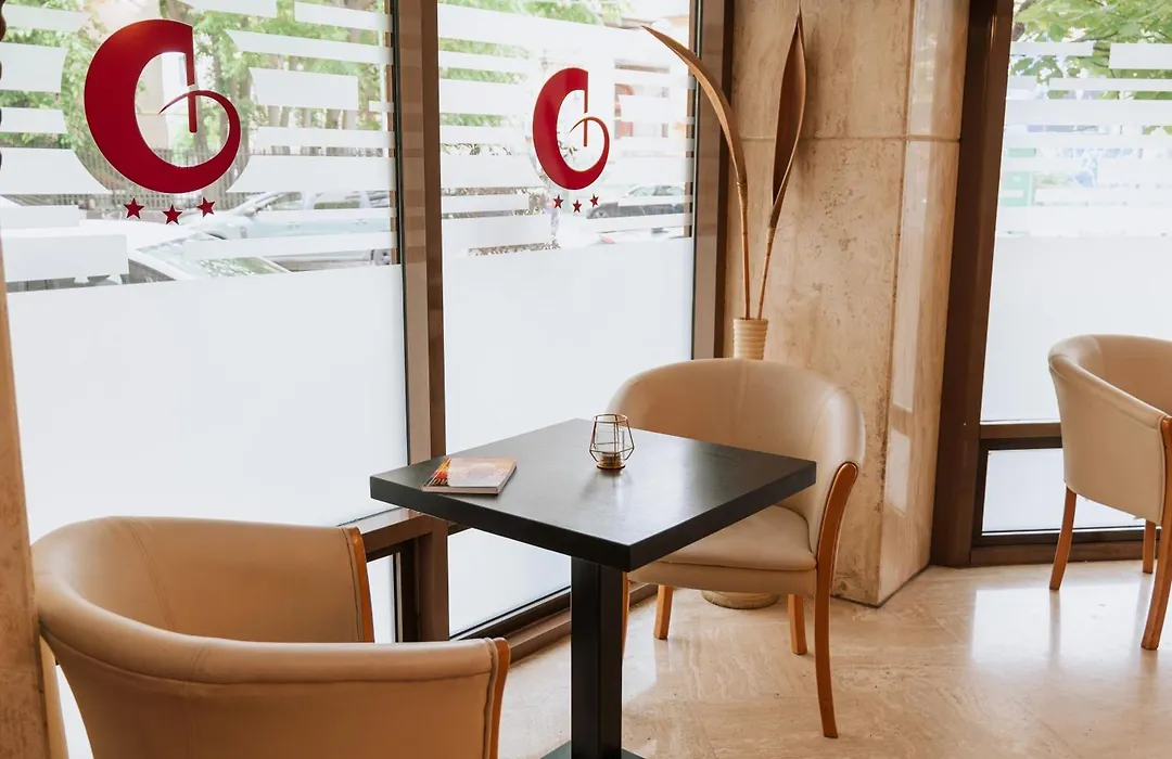 Duke Armeneasca Suites By Olala!-1