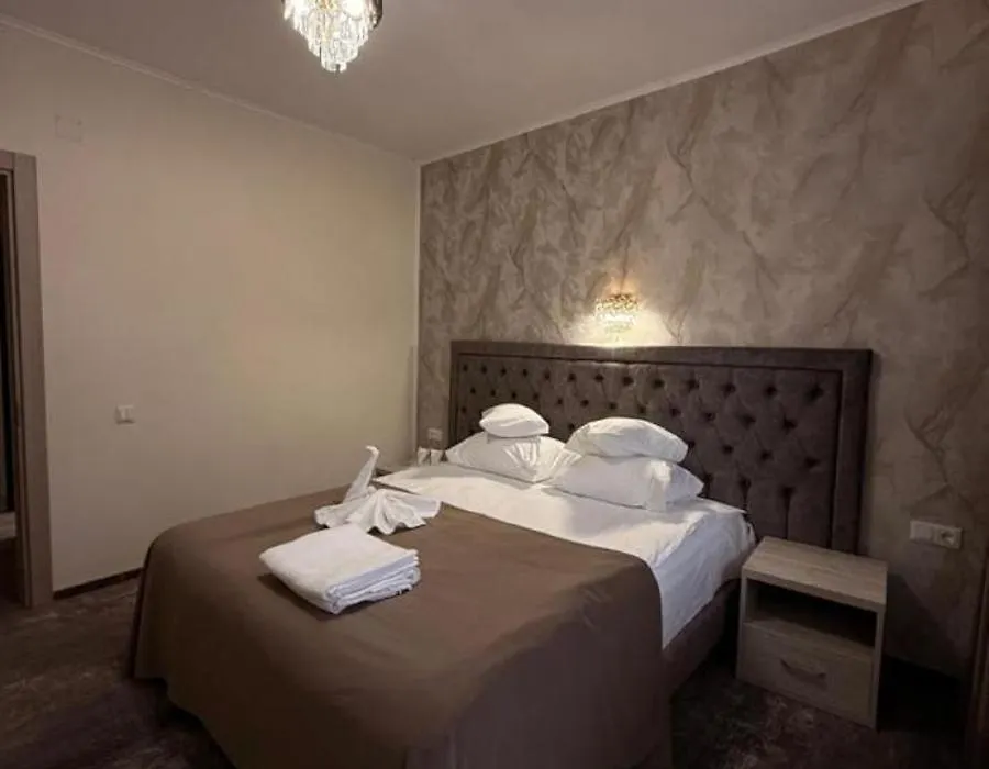 Hotel Tiara-1