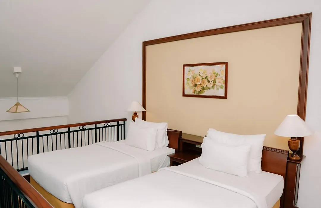 Arion Suites Hotel Bandung-1