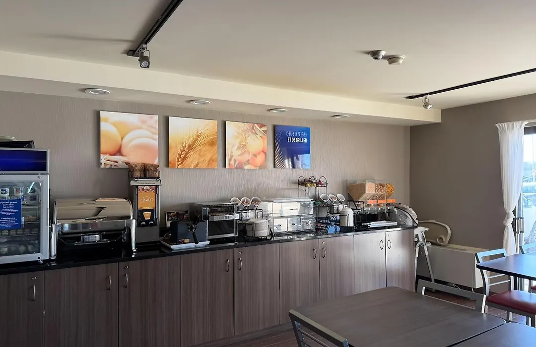Comfort Inn Baie-Comeau-1