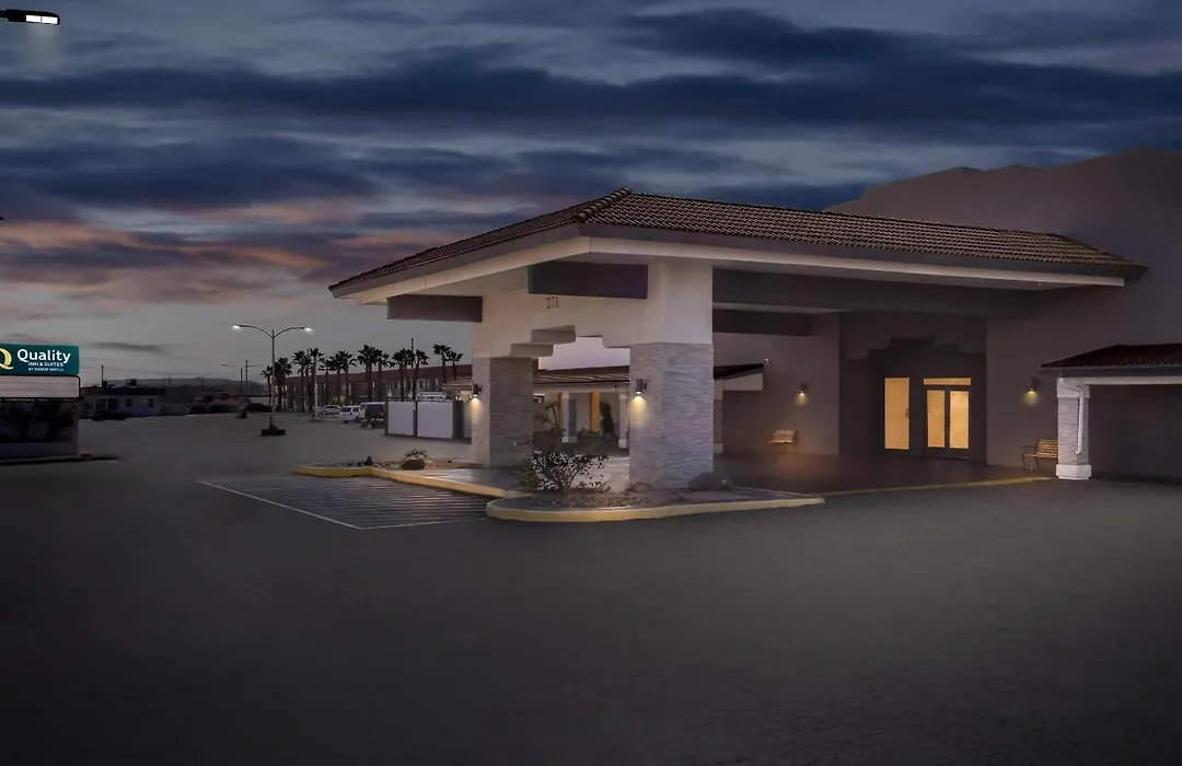 Quality Inn & Suites Lake Havasu City-1