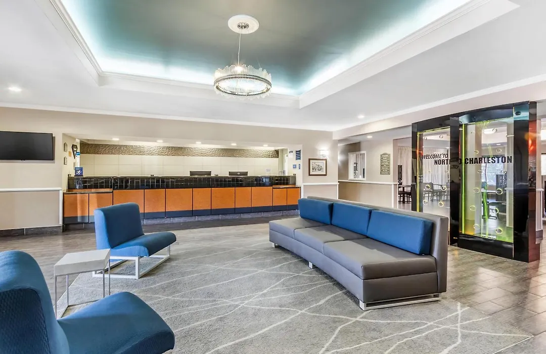 Comfort Inn & Suites North Charleston - Northwoods-1