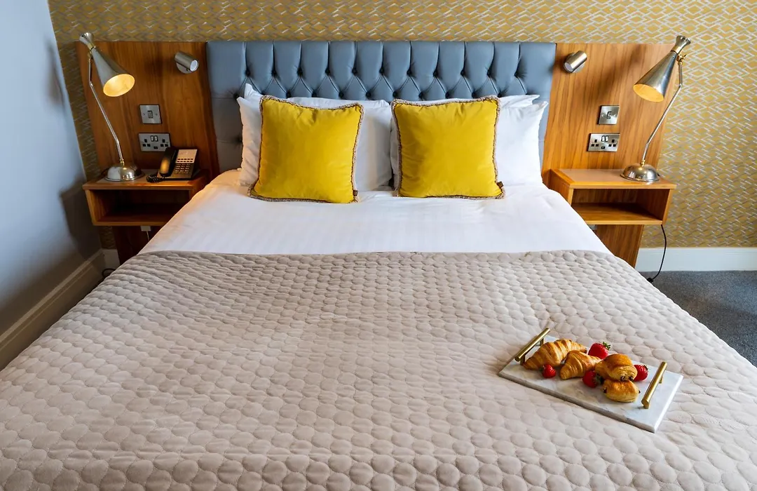 Majestic Hotel-1