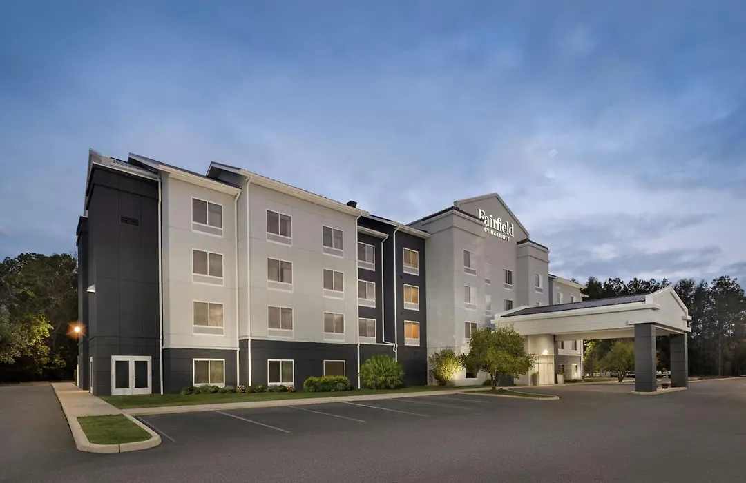 Fairfield Inn & Suites Lake City-1