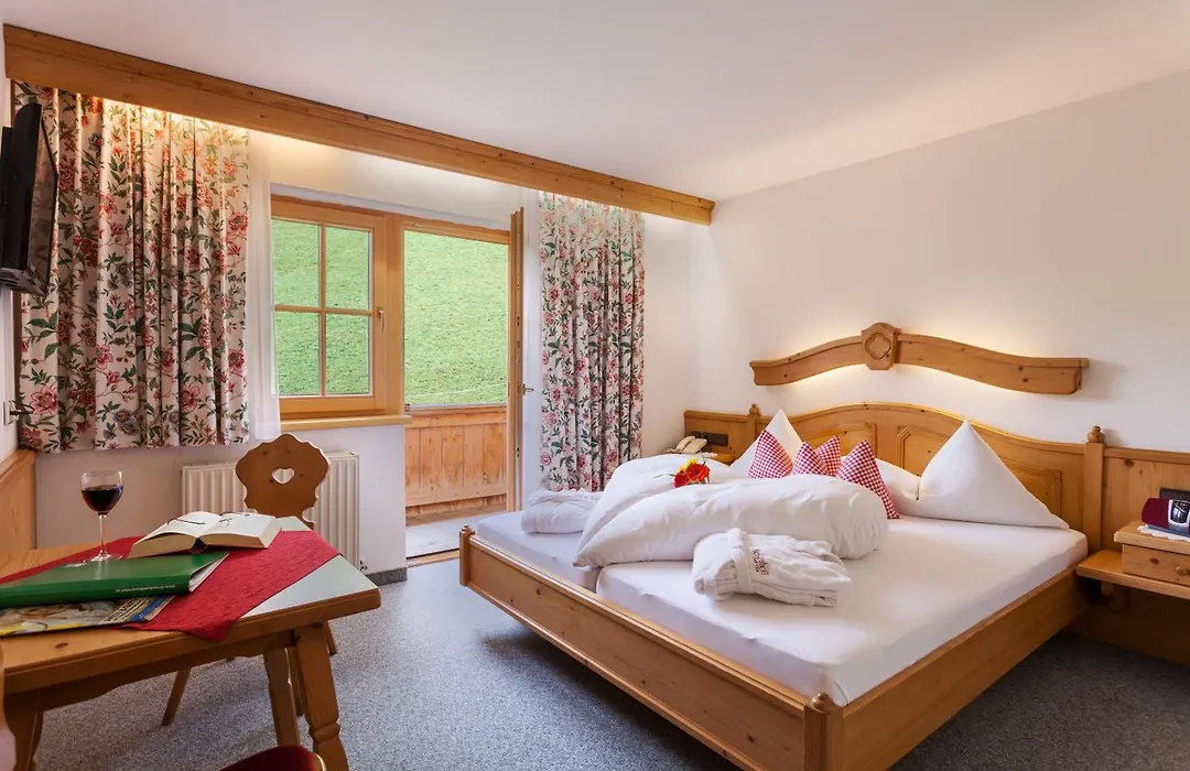 Hotel Garni Hanslerhof " Urlaub Am Bauernhof "-1