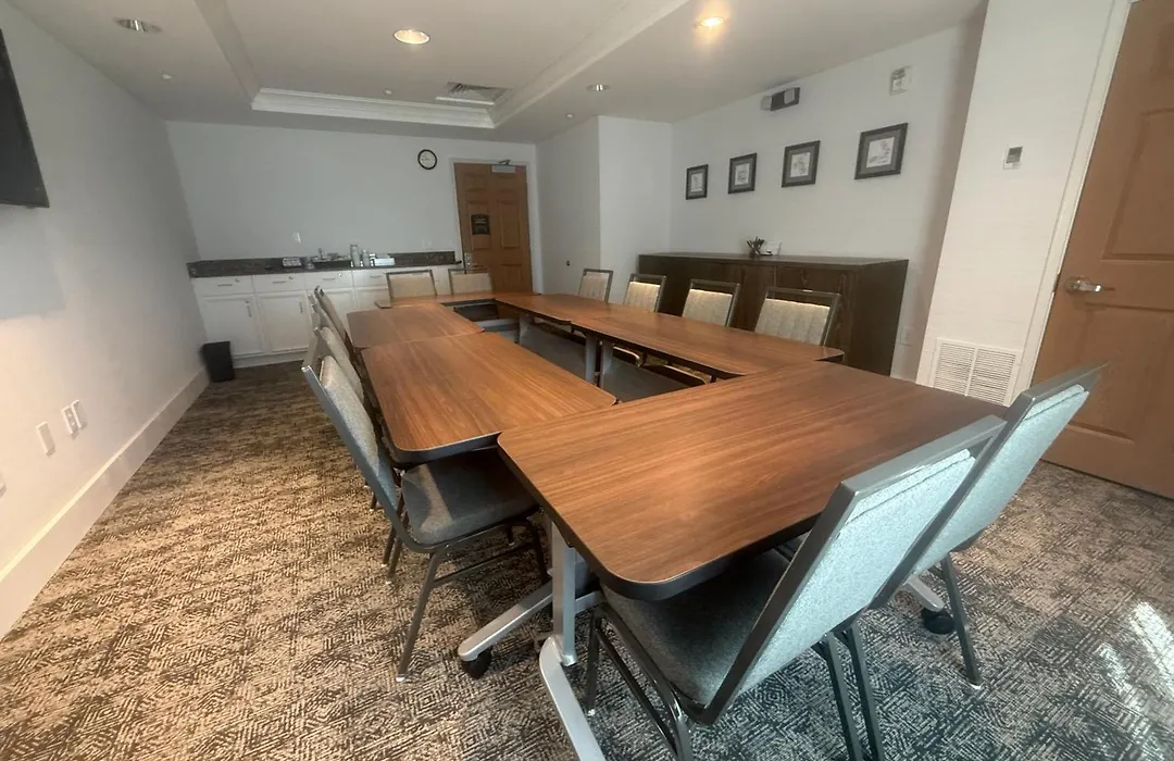 Staybridge Suites Great Falls By Ihg-1