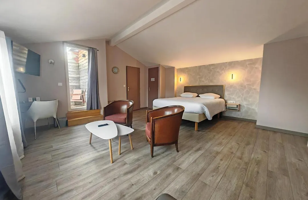 Urban Style, Hôtel Le Cheval Noir, Saint-Étienne-1