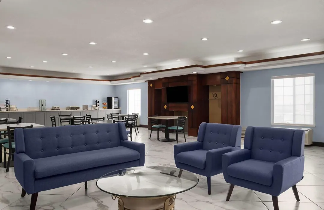 Days Inn By Wyndham Dodge City-1