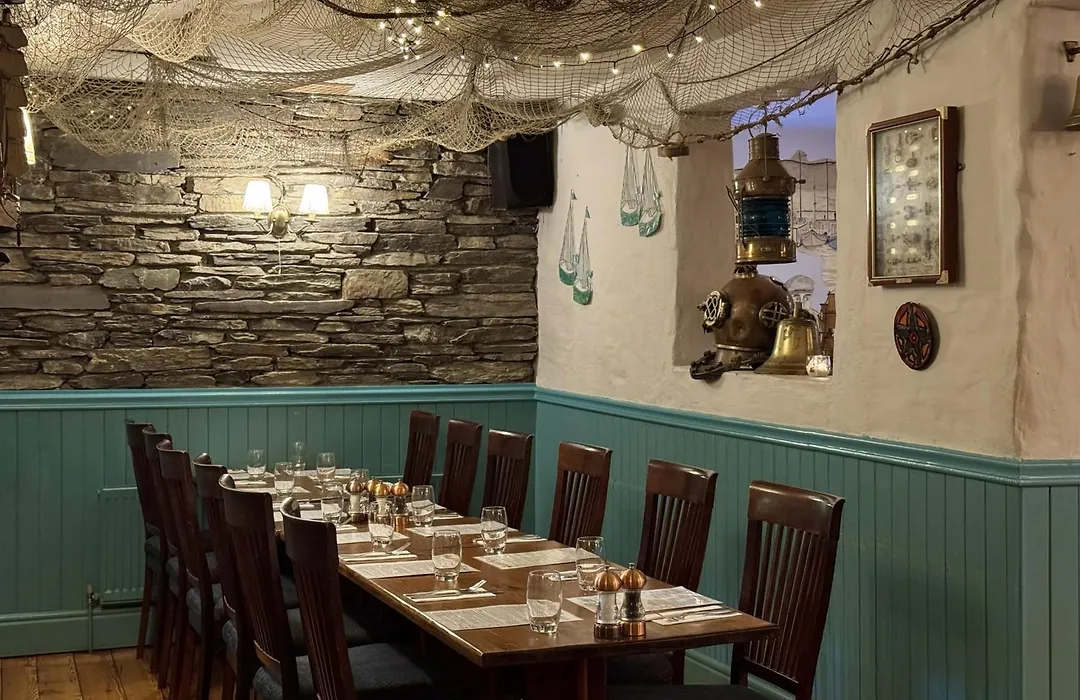 The Moorings Hotel & Seafood Restaurant-1