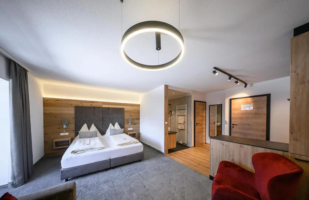 Hotel Sonnfeld-1