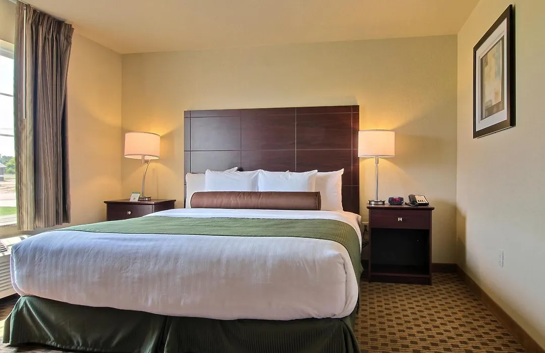 Cobblestone Inn & Suites - Carrington-1
