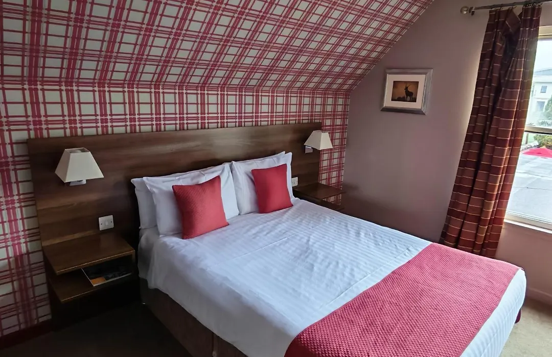 Chieftain Hotel-1