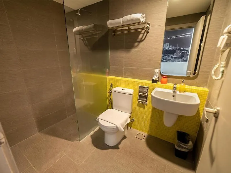 Travelodge Georgetown, Penang-1