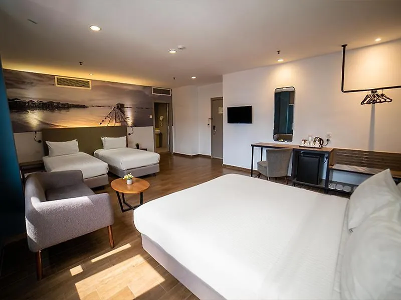 Travelodge Georgetown, Penang-1