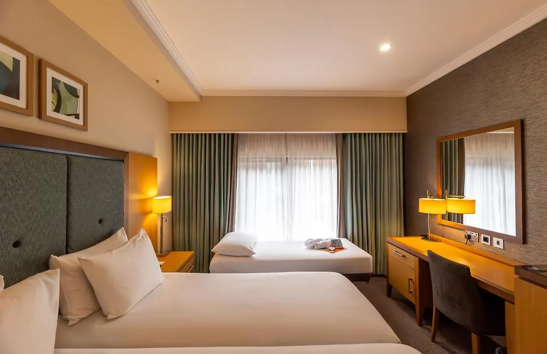 Doubletree By Hilton London Victoria-1