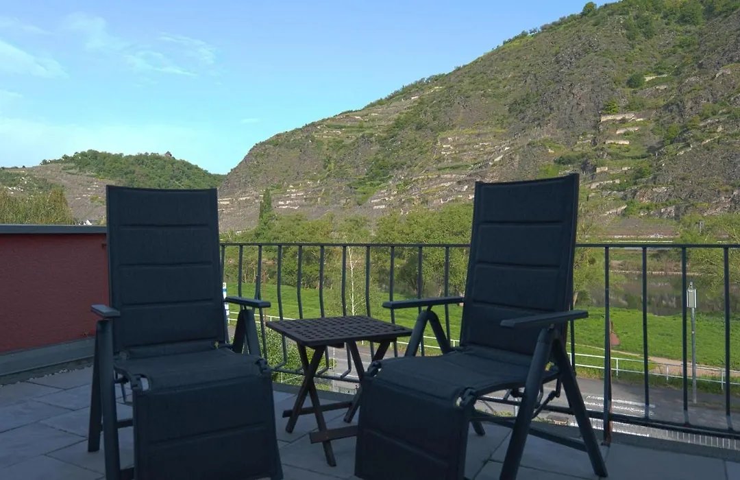 Hotel-garni-Kachelburg-1