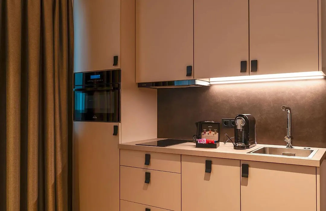 Hotel Am Triller - Hotel & Serviced Apartments - Pool & Relax Lounge-1