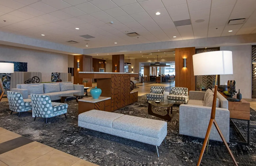 Doubletree By Hilton Hotel & Conference Centre Regina-1